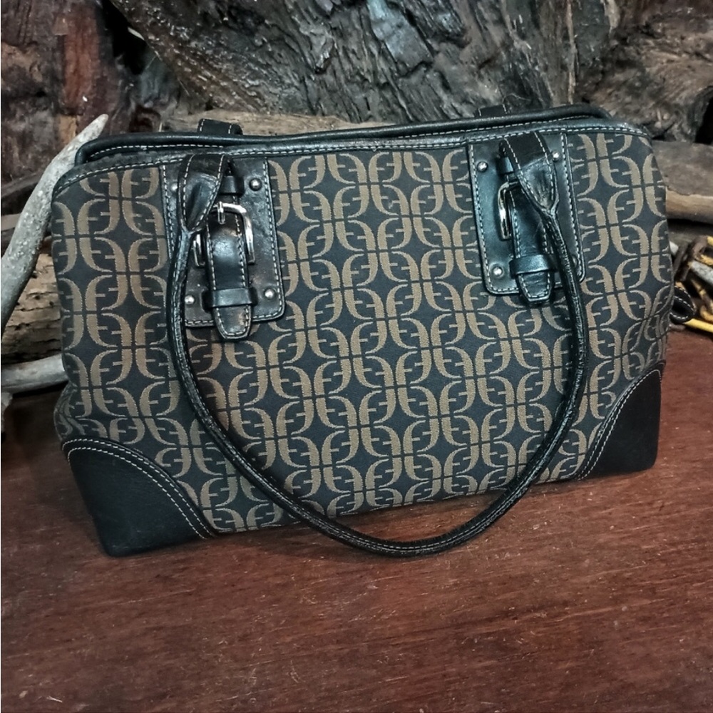 EUC Vintage signature fossil bag